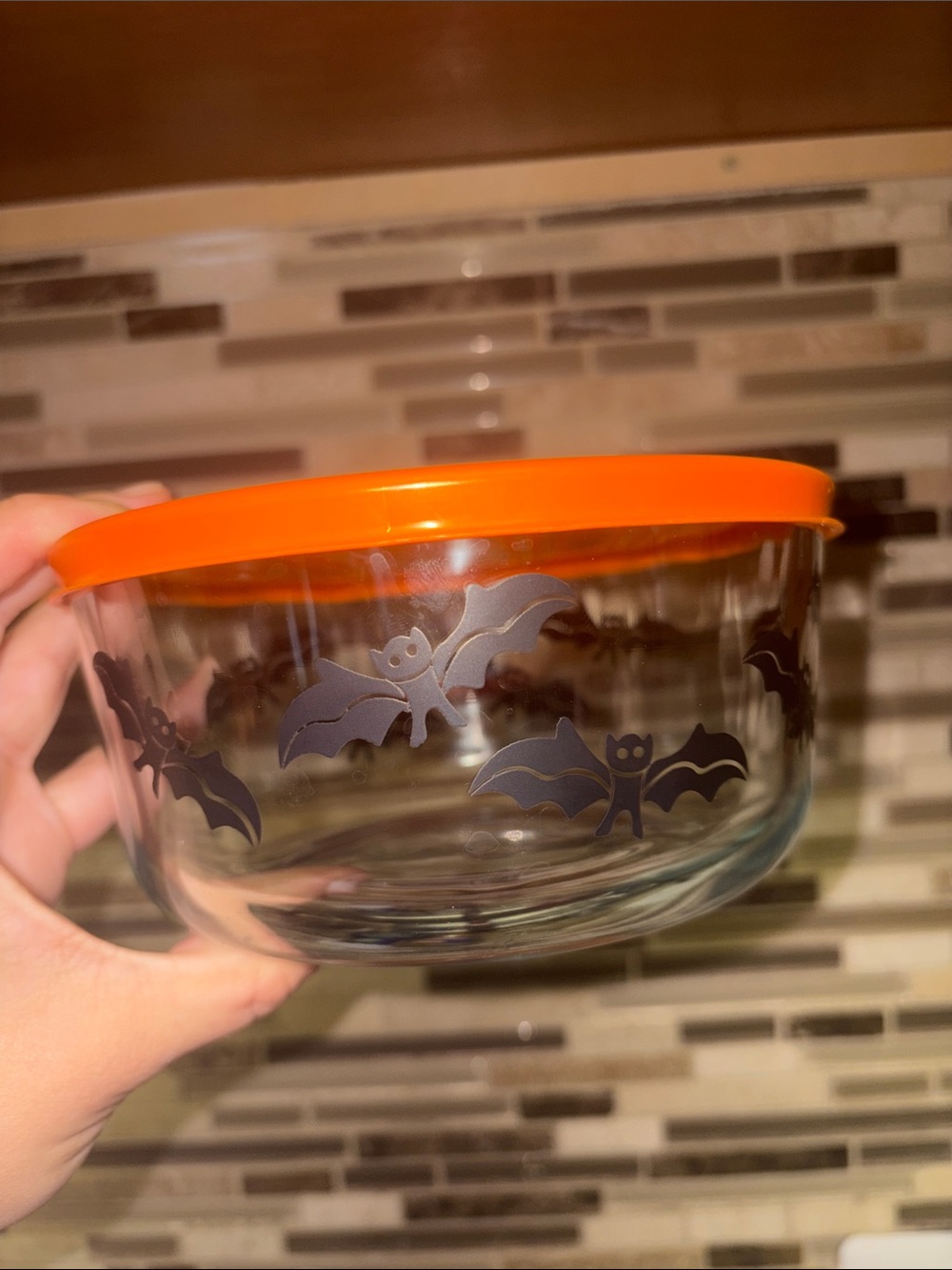 Pyrex Halloween Bats 4 Cup Glass Storage Bowl with Orange Lid NWOT - Picture 4 of 5